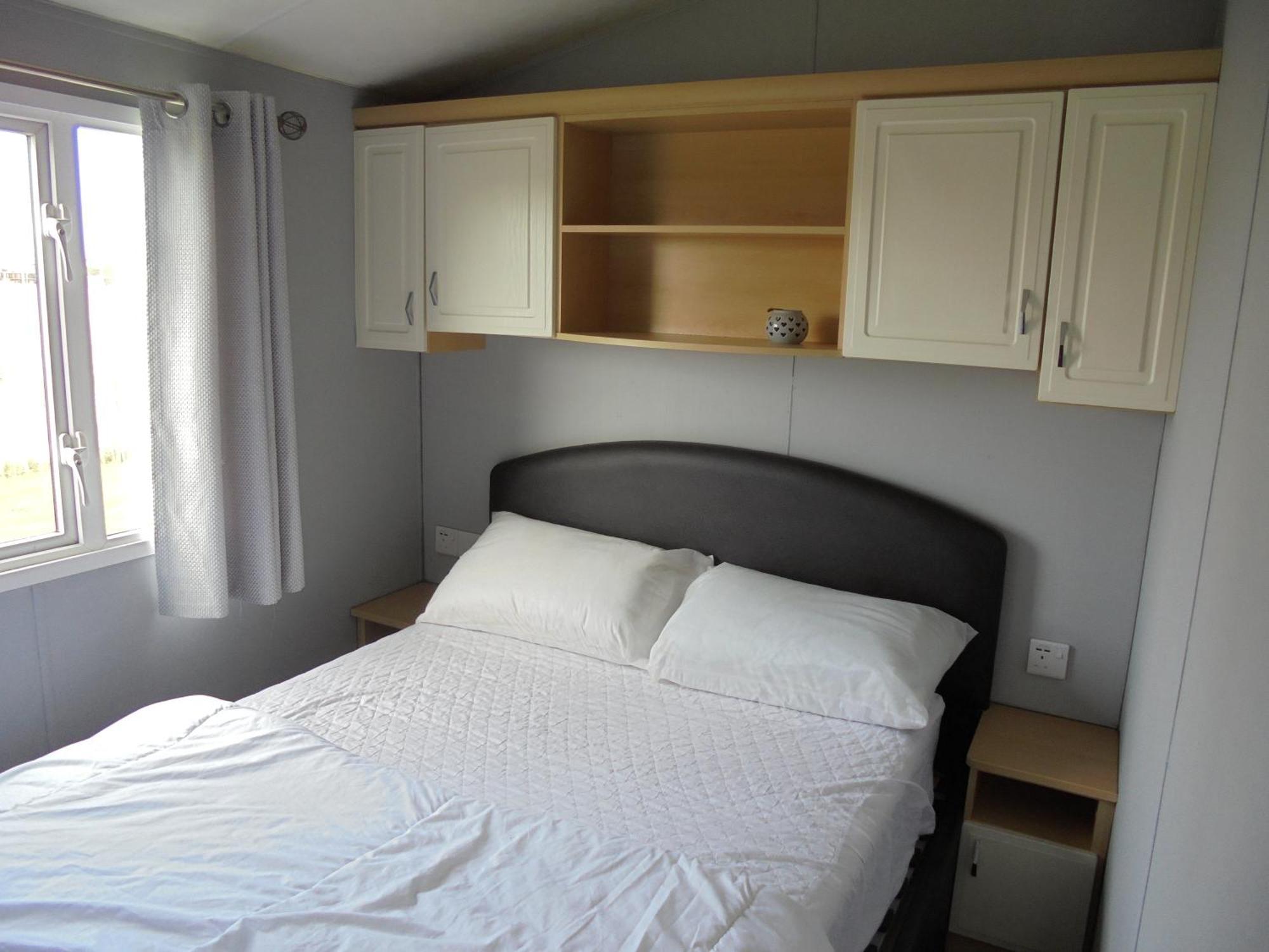 8 Berth On The Chase Hotel Ingoldmells Exterior foto